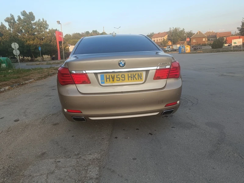 BMW 740, снимка 4 - Автомобили и джипове - 52076522