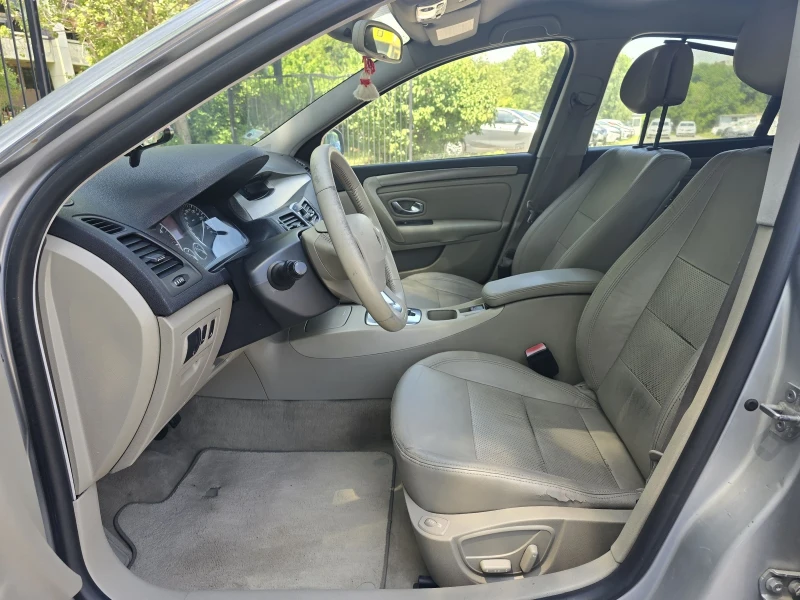 Renault Laguna 2.0DCI/150KC/АВТОМАТИК/КОЖА , снимка 9 - Автомобили и джипове - 52268570