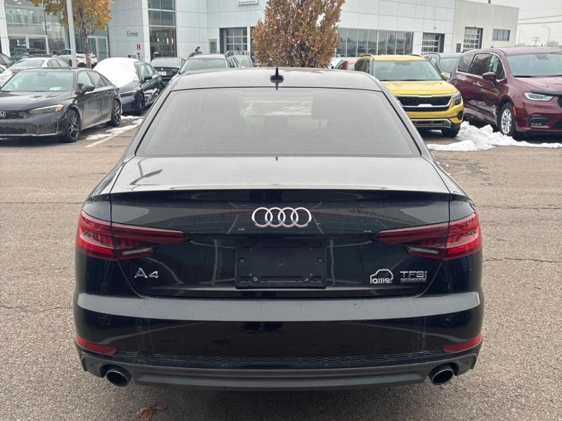 Audi A4 * Komfort * CARFAX * БЕЗ ПЪРВОНАЧАЛНА ВНОСКА, снимка 4 - Автомобили и джипове - 52744820