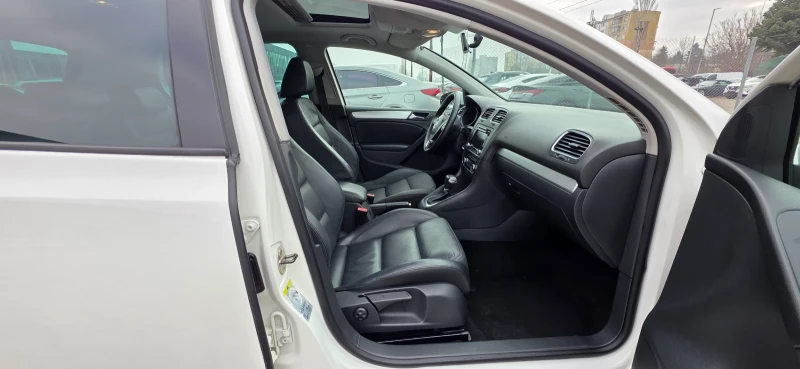 VW Golf 2.0 TDI 140k.c DSG ITALIA , снимка 13 - Автомобили и джипове - 52869245