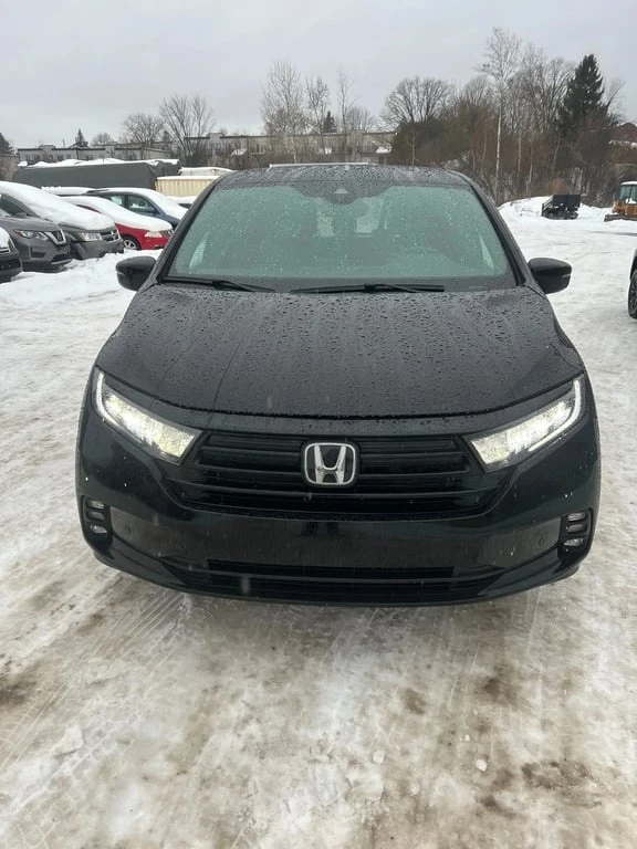 Honda Odyssey * Black Edition * CARFAX * БЕЗ ПЪРВОНАЧАЛНА ВНОСКА, снимка 6 - Автомобили и джипове - 53079183