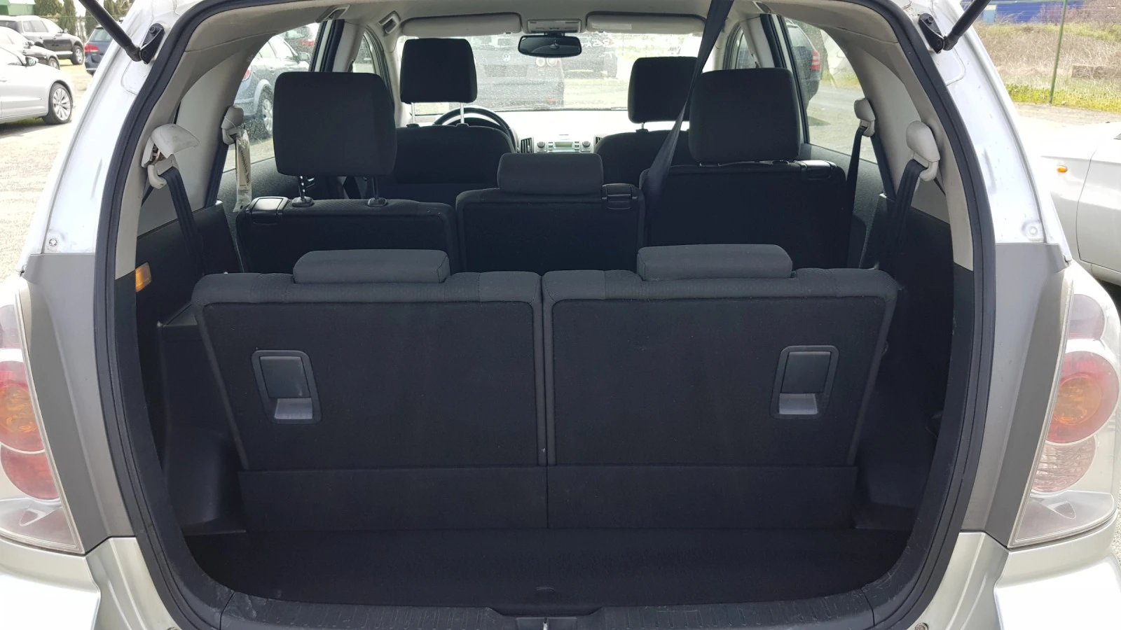 Toyota Corolla verso 2, 2D4D136ks6sk6+ 1TEMPOMATPODGREVEU4 | Mobile.bg   13