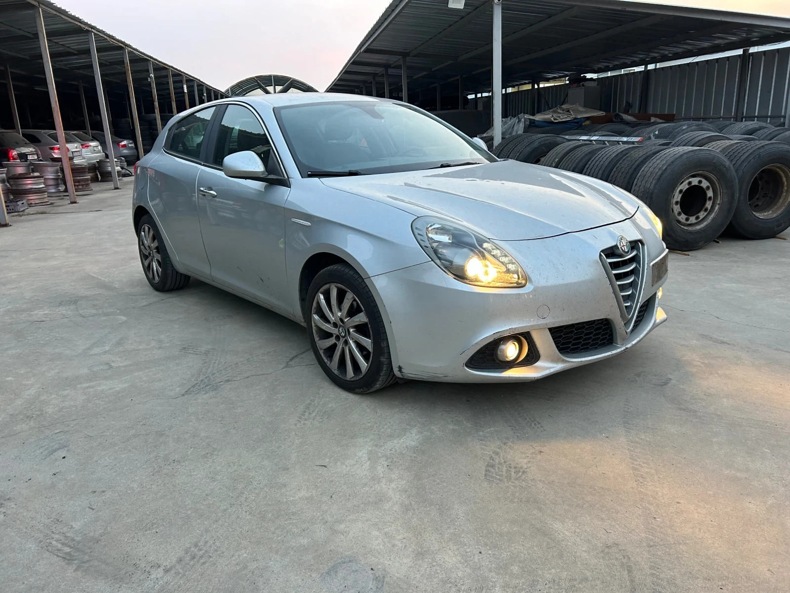 Alfa Romeo Giulietta 1.6d-105k. Facelift  - изображение 3