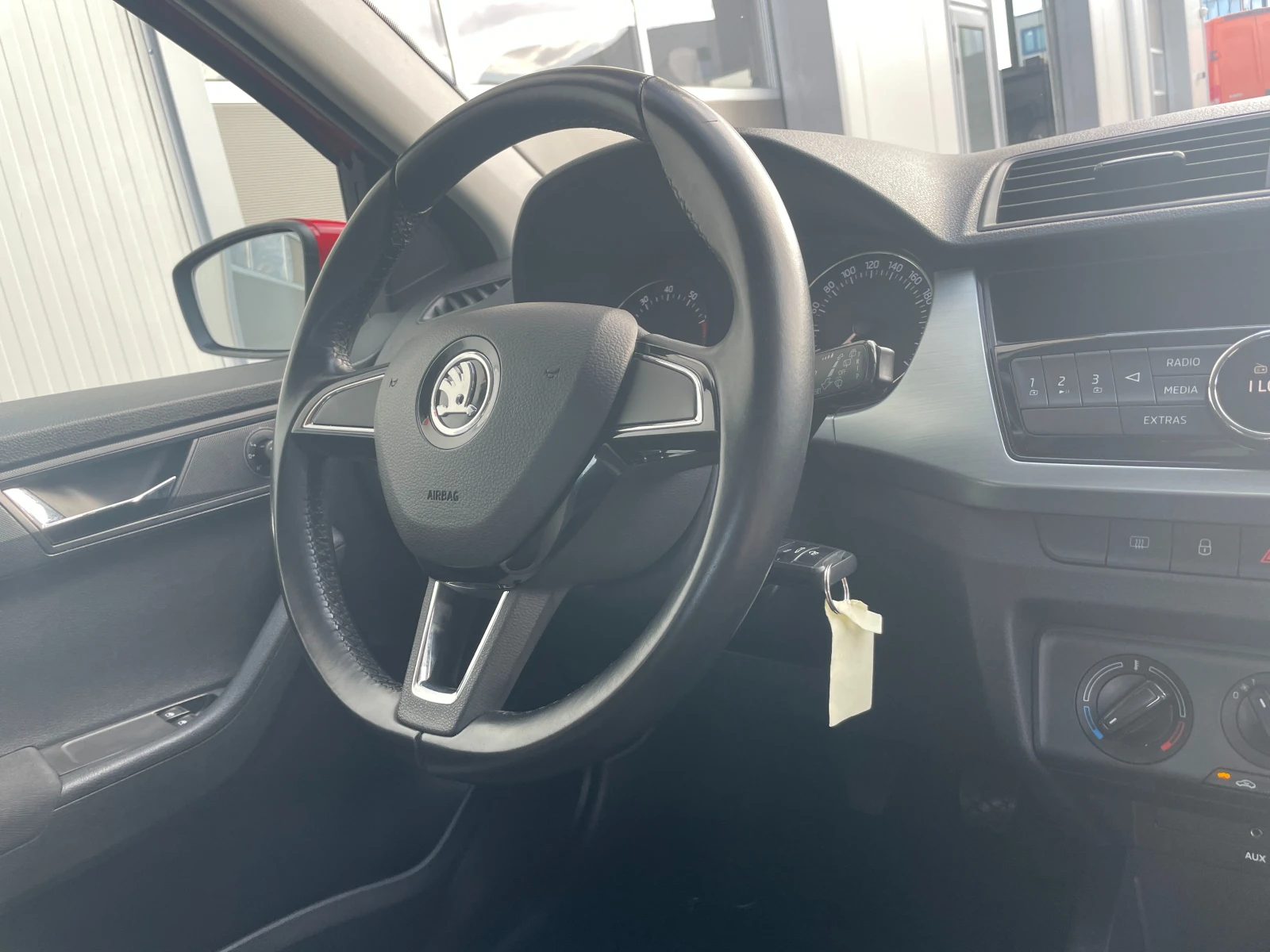 Skoda Fabia N1    Euro 6B | Mobile.bg   11