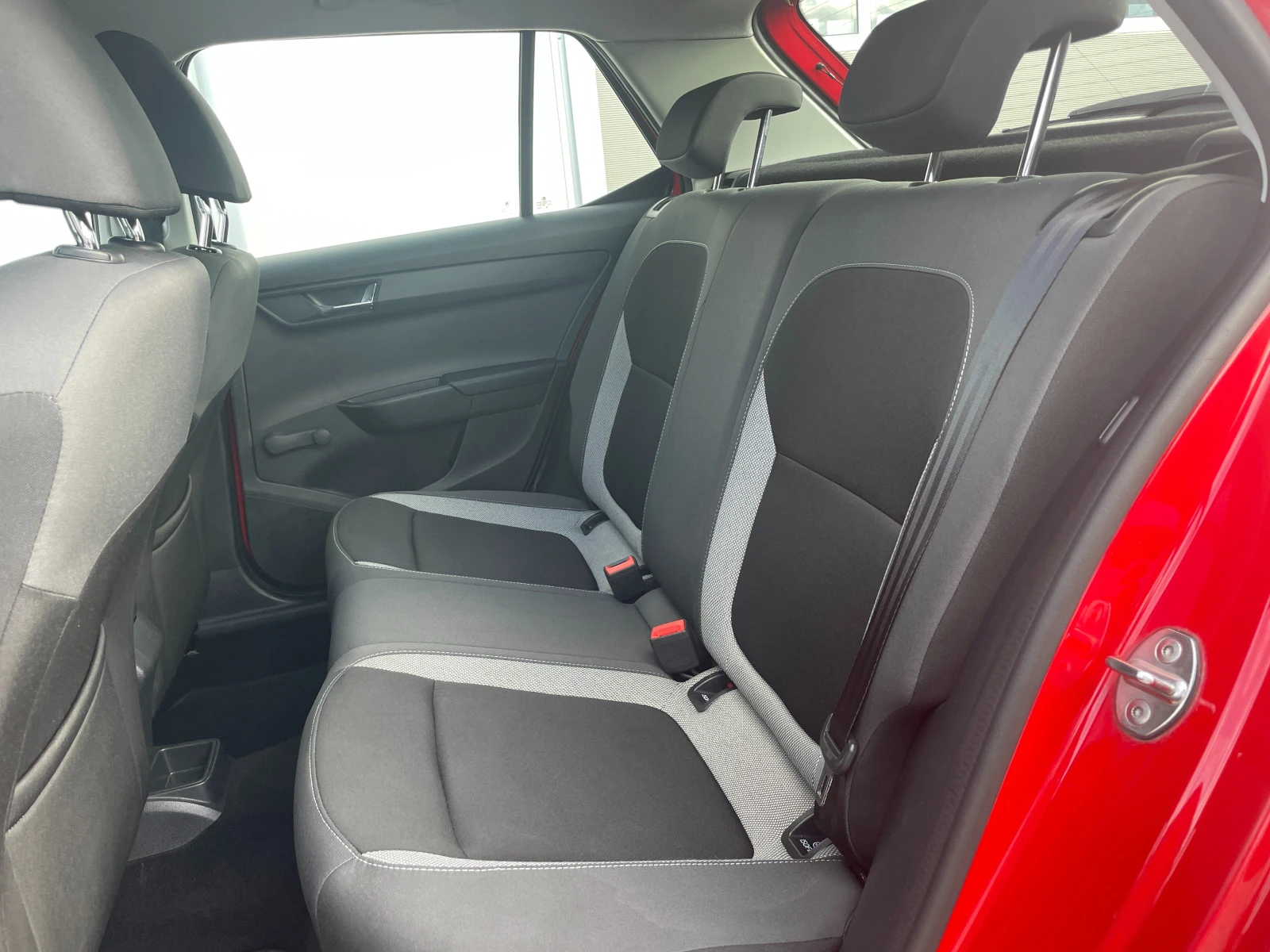 Skoda Fabia N1    Euro 6B | Mobile.bg   13