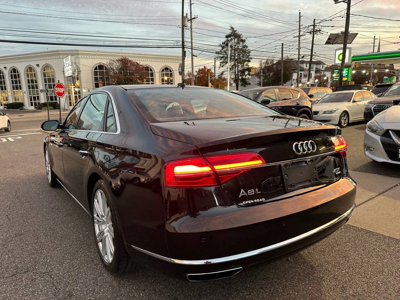 Audi A8 Long 4.0T Matrix* Bose*  - изображение 6