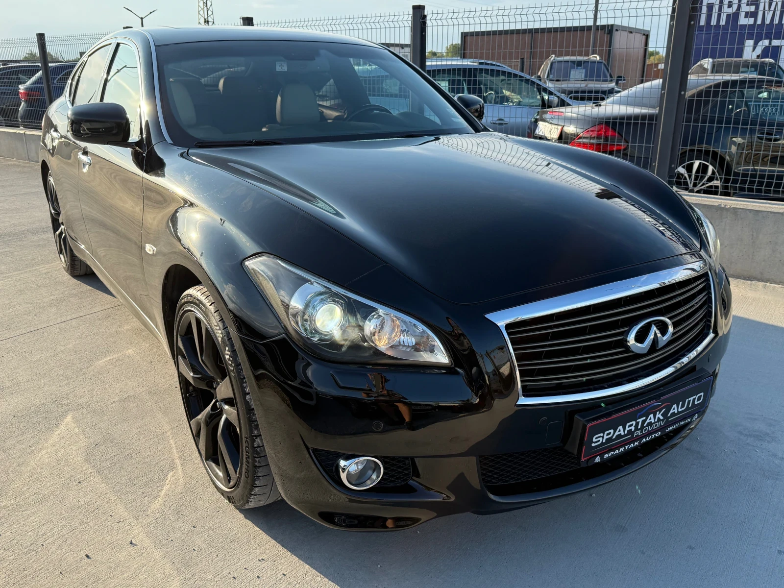Infiniti M 3.0D* 2012г* АВТОМАТИК* 4Х4* 130.000КМ*  - изображение 3