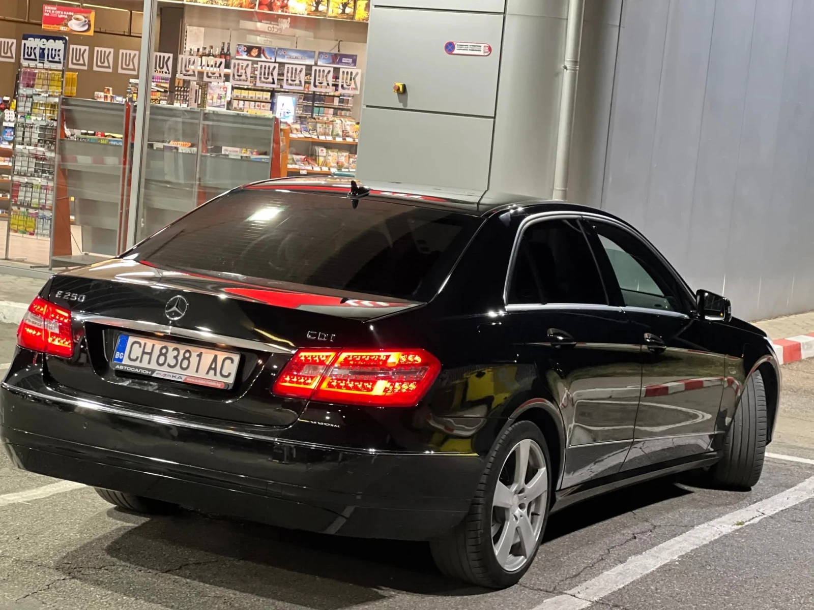 Mercedes-Benz E 250  - изображение 4