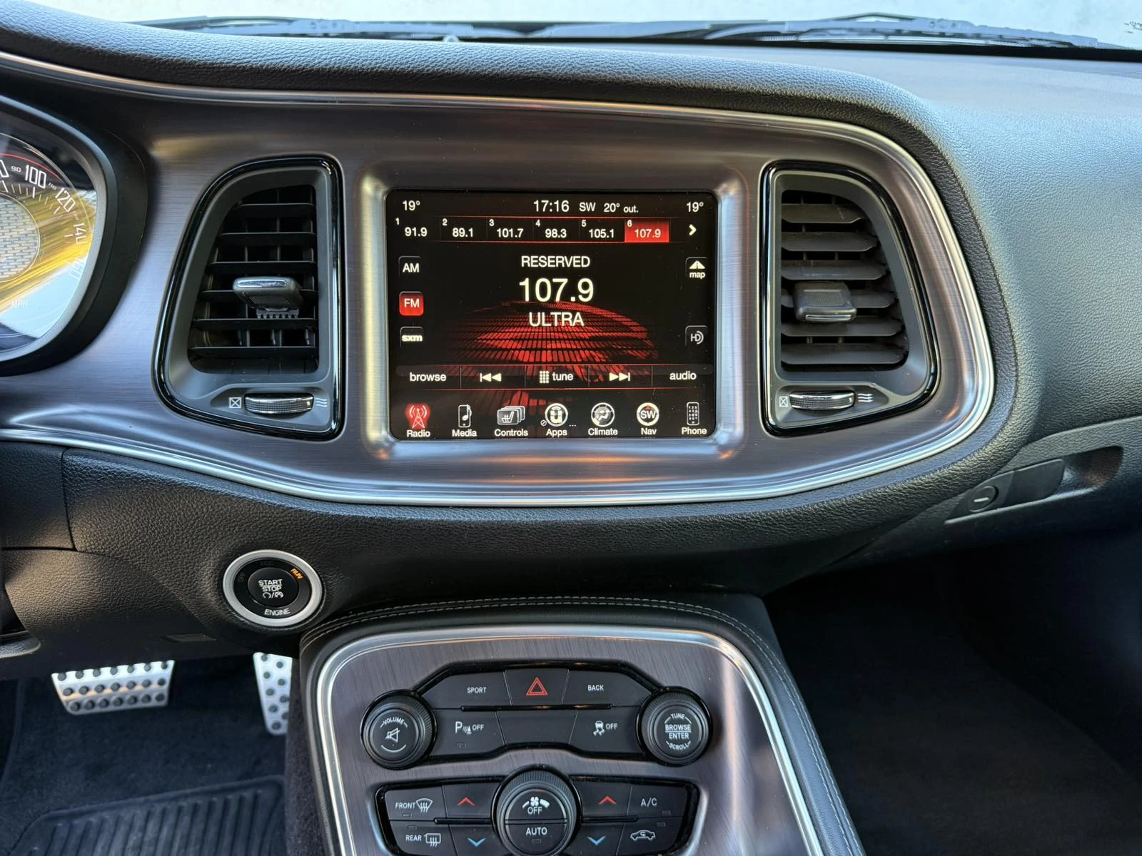 Dodge Challenger 5.7L V8 R/T | Mobile.bg   13