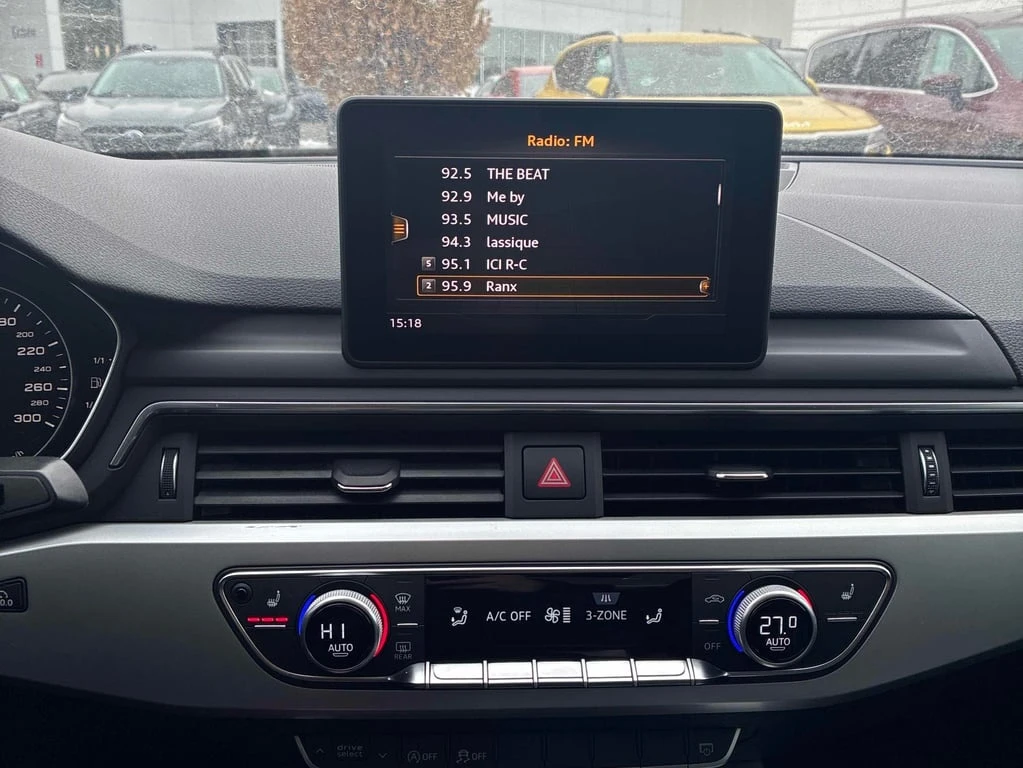 Audi A4 * Komfort * CARFAX * БЕЗ ПЪРВОНАЧАЛНА ВНОСКА - изображение 9