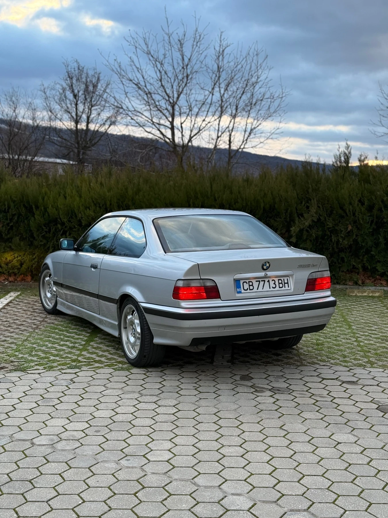 BMW 318 is - изображение 6