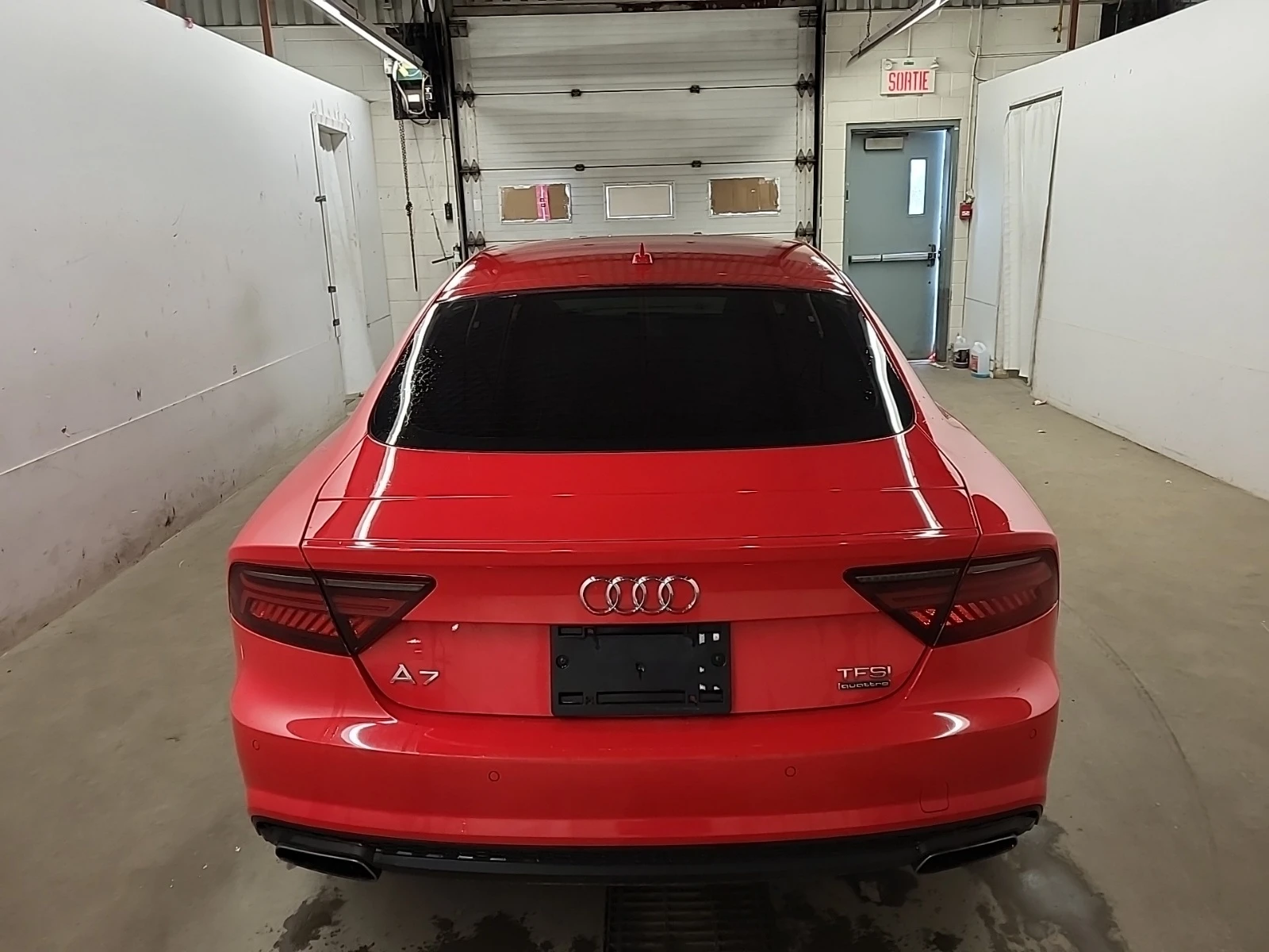Audi A7 3.0Т * BOSE * CAMERA * CARFAX * , снимка 5 - Автомобили и джипове - 54181193