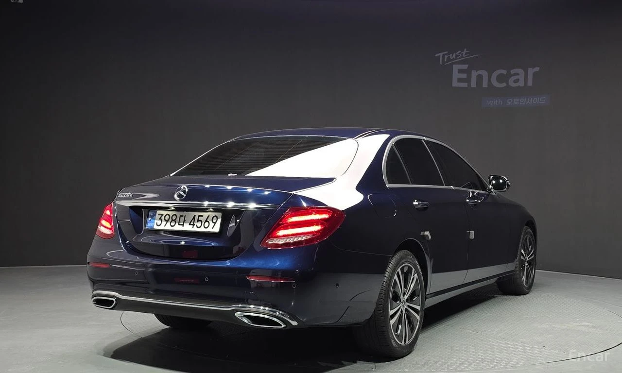 Mercedes-Benz E 220 AMG* AMBIENT* �������* ������* ������* ������� | Mobile.bg � ����������� 4