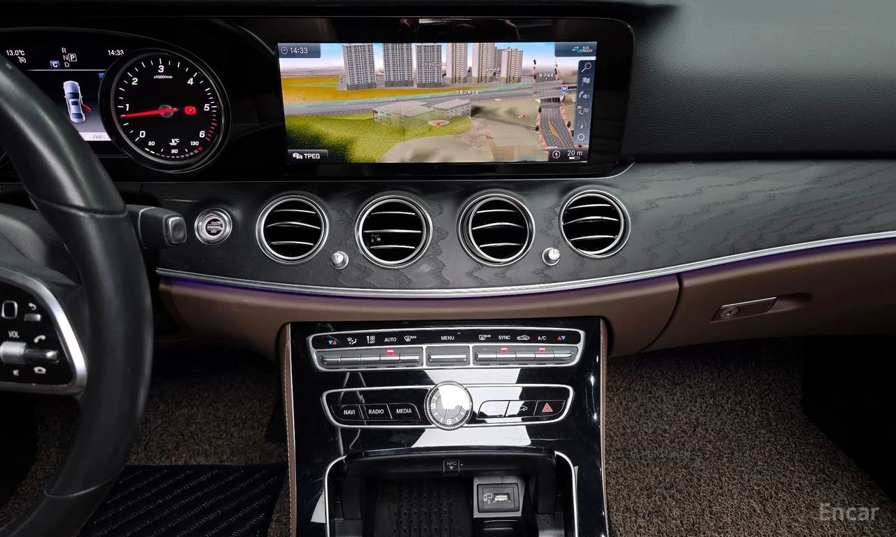 Mercedes-Benz E 220 AMG* AMBIENT* �������* ������* ������* ������� | Mobile.bg � ����������� 13