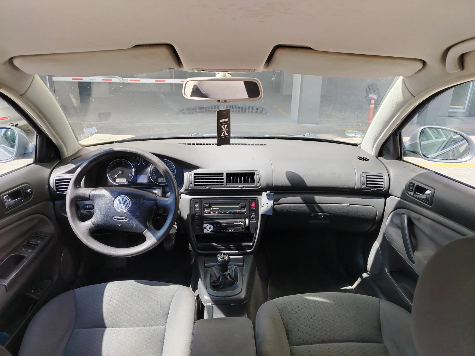 VW Passat 1.9tdi 101, снимка 8 - Автомобили и джипове - 54820090