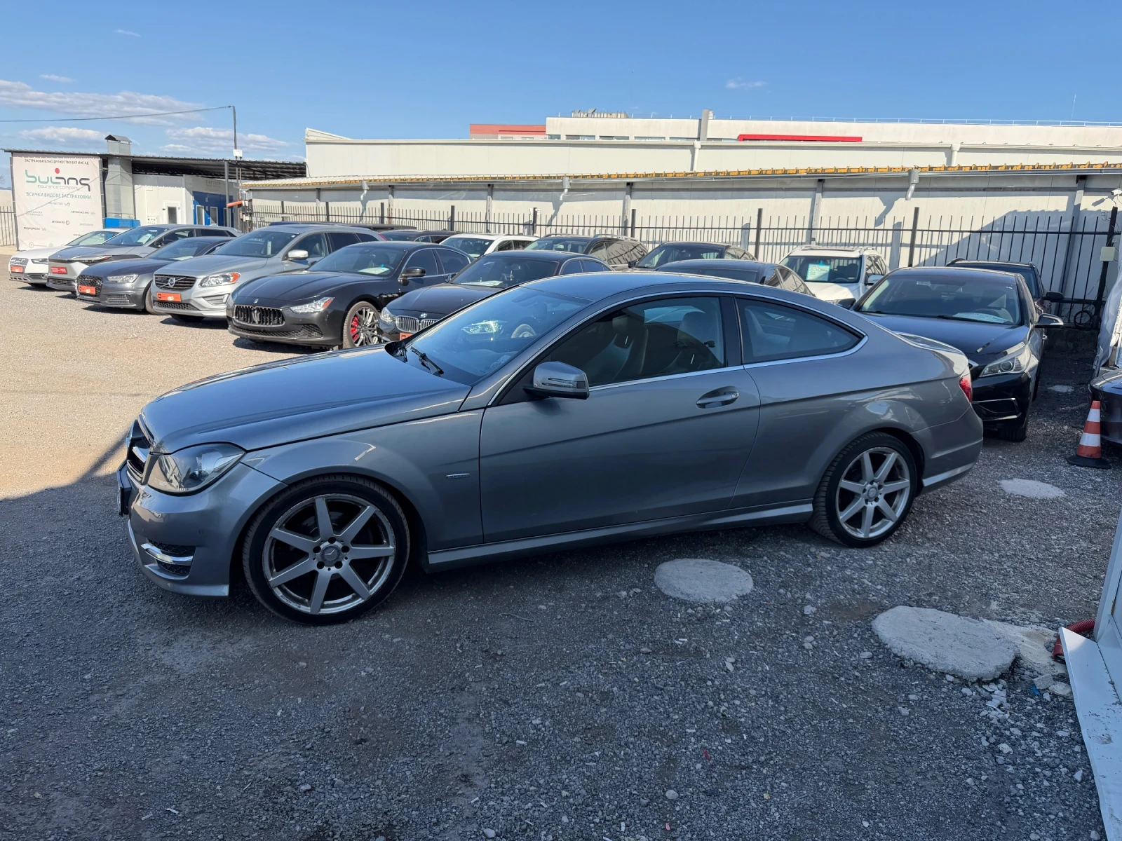 Mercedes-Benz C 220 2.2 AMG Пакет , снимка 4 - Автомобили и джипове - 55236137