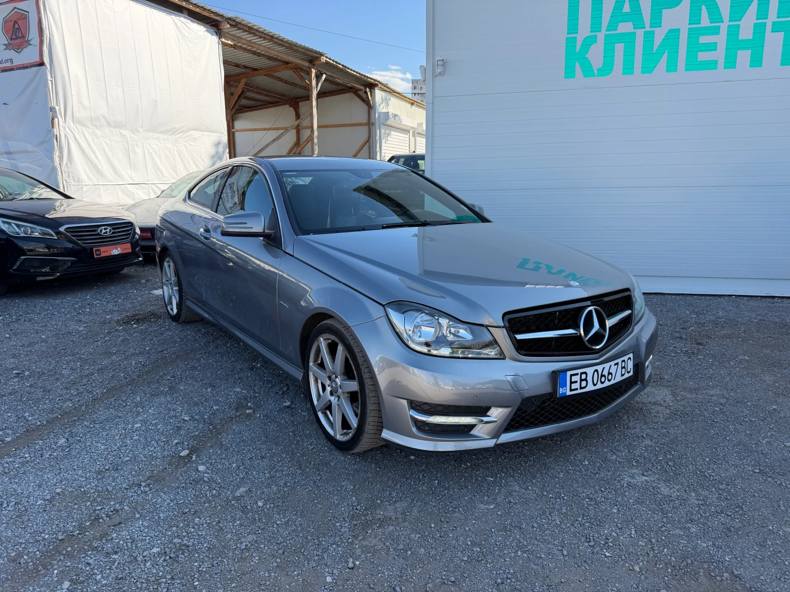 Mercedes-Benz C 220 2.2 AMG Пакет , снимка 2 - Автомобили и джипове - 55236137