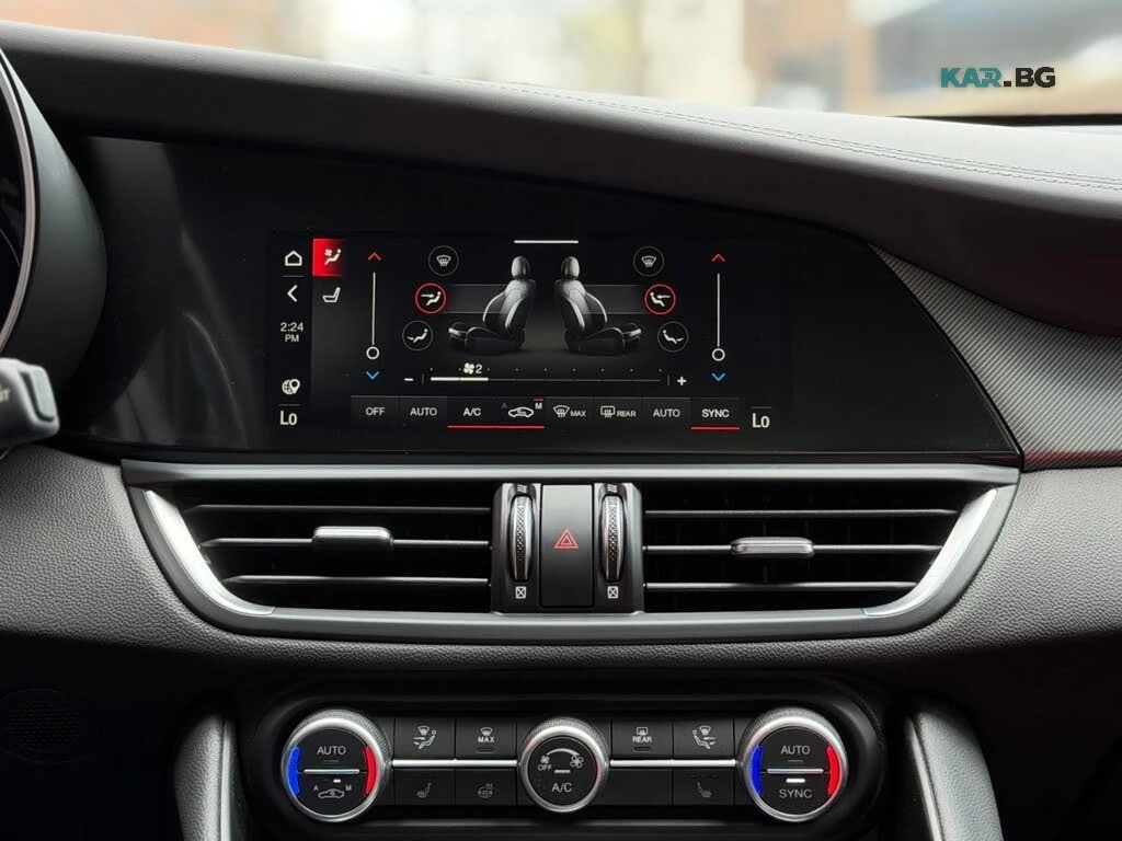Alfa Romeo Giulia Veloce * Harman/Kardon * АвтоКредит (ЦЕНА ДО БГ), снимка 14 - Автомобили и джипове - 56134973