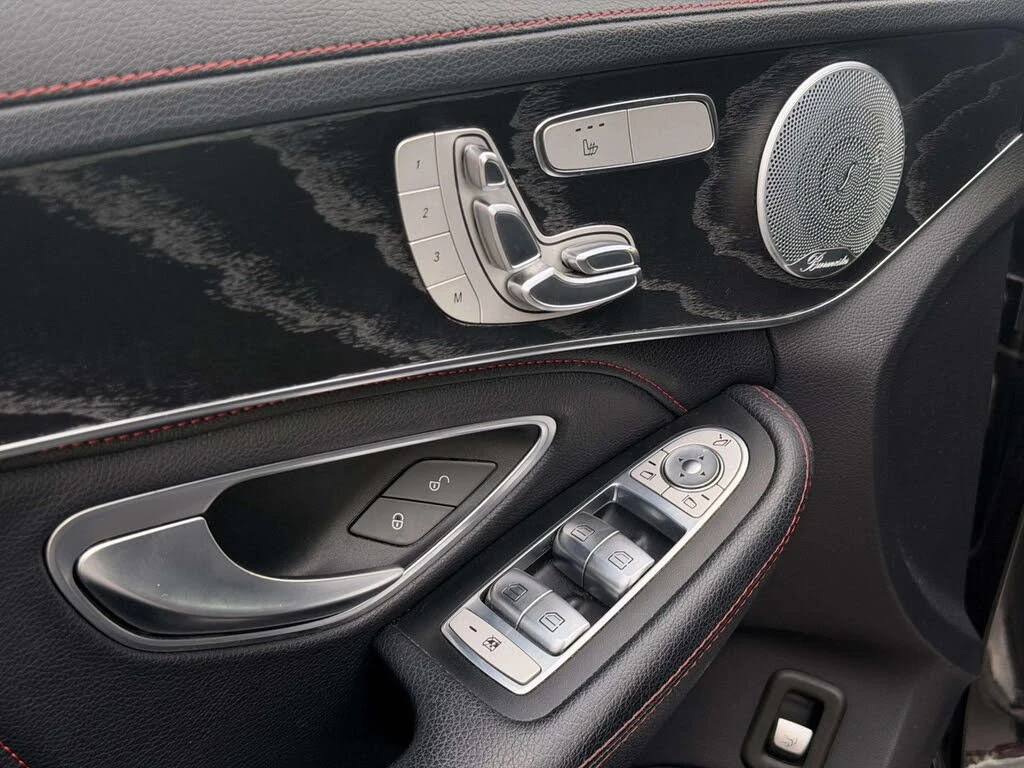 Mercedes-Benz C 43 AMG Sport Package * Панорама * АвтоКредит (ЦЕНА ДО БГ), снимка 13 - Автомобили и джипове - 56187041