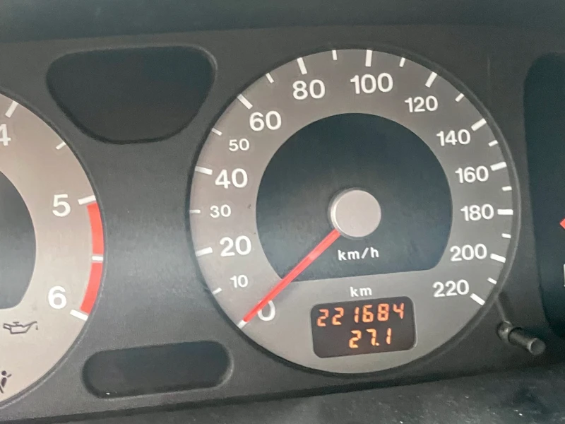 Opel Frontera 2.2 DTL, снимка 10 - Автомобили и джипове - 53209938