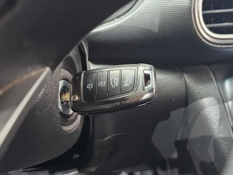 Hyundai Kona 1.6 2Wd Smart, снимка 17 - Автомобили и джипове - 55277745