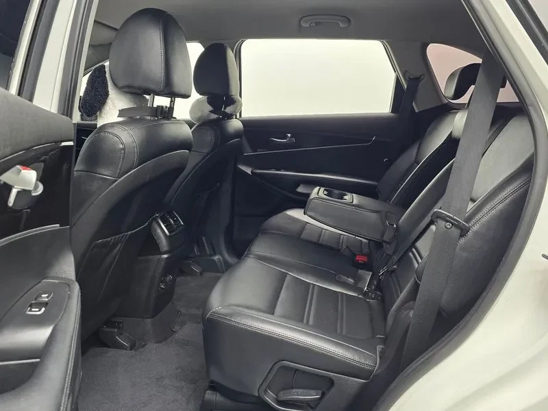 Kia Sorento The New Sorento Diesel 2.0 2Wd Prestige, снимка 12 - Автомобили и джипове - 55640072