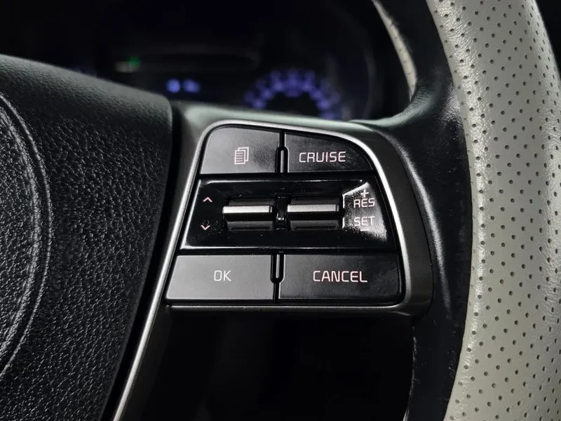 Kia Sorento The New Sorento Diesel 2.0 2Wd Prestige, снимка 17 - Автомобили и джипове - 55640072