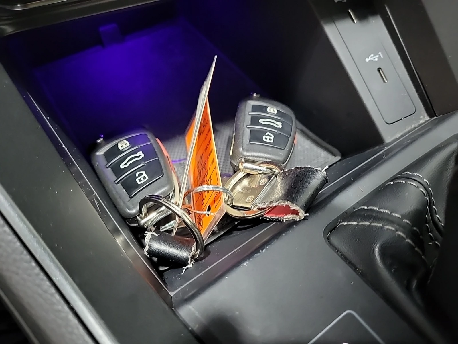 Audi Q3 PROGRESSIV * * CARFAX * *   * *  | Mobile.bg   14