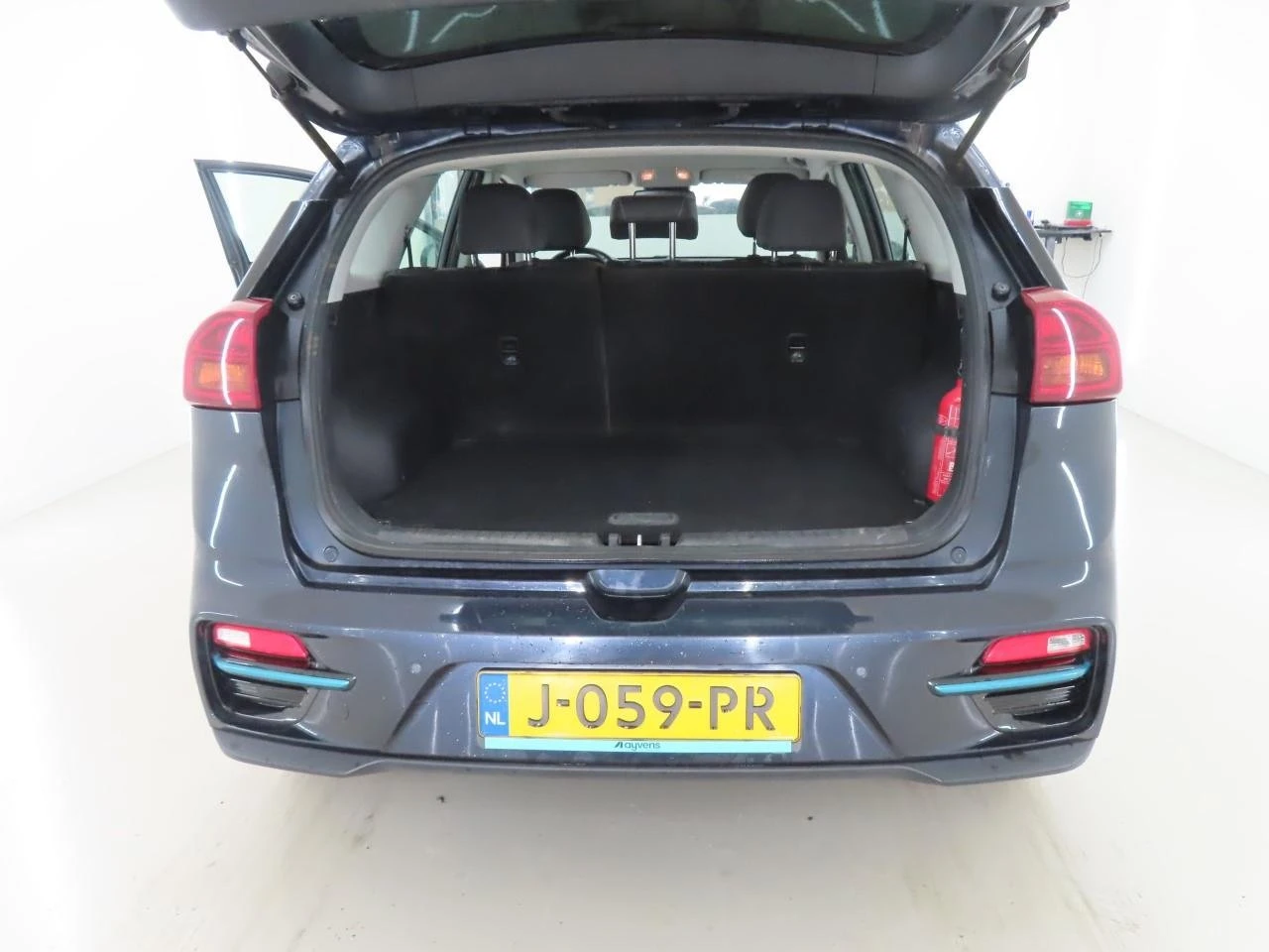 Kia Niro 64KWh/DYNAMIC LINE/SOH100%/KIA CONNECT/2020, снимка 10 - Автомобили и джипове - 53497693