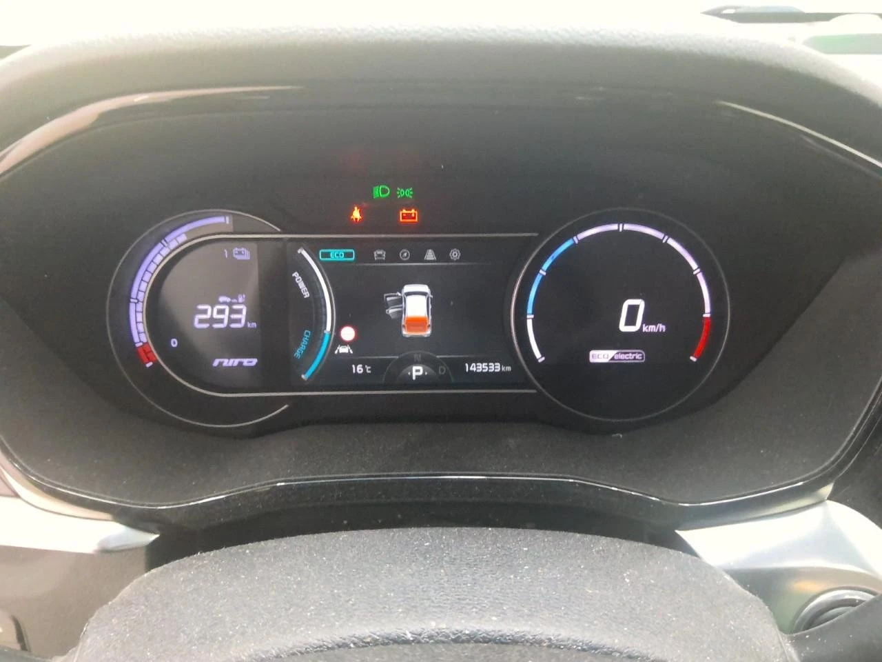 Kia Niro 64KWh/EXECUTIVE LINE/SOH100%/KIACONN/FULL!, снимка 9 - Автомобили и джипове - 53497693