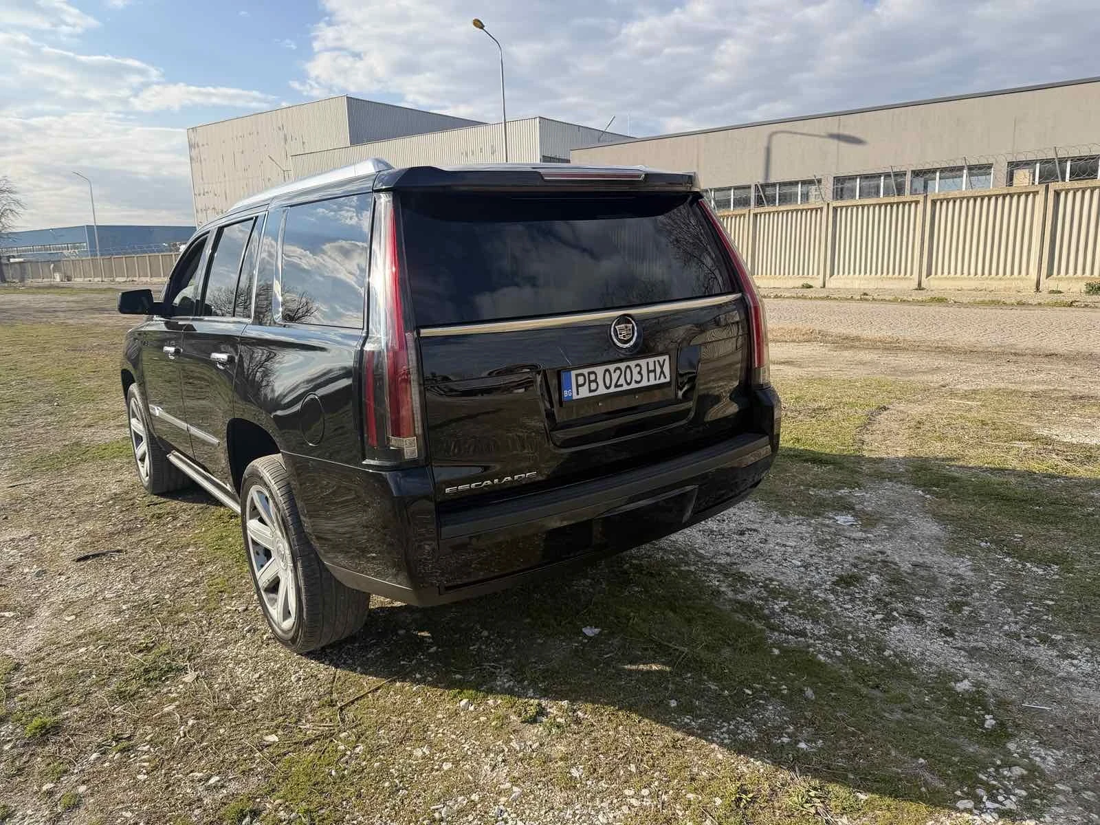 Cadillac Escalade | Mobile.bg � ����������� 14