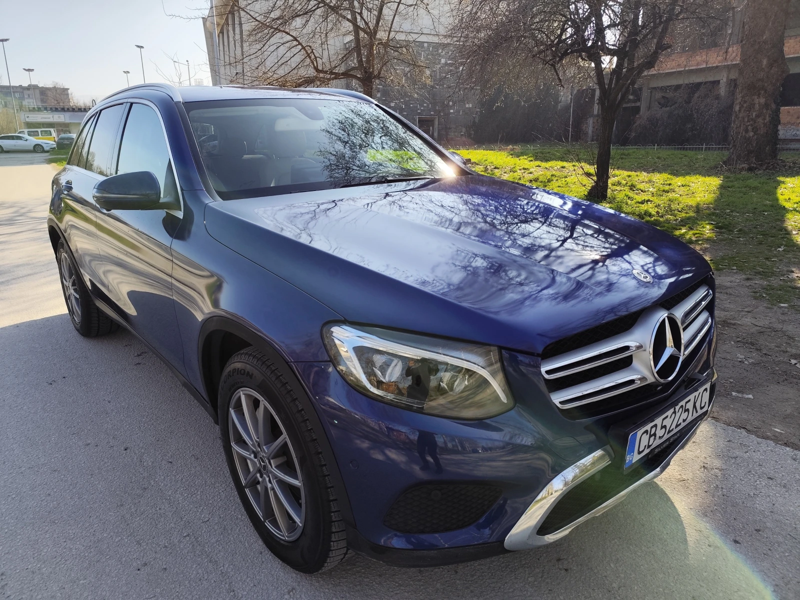 Mercedes-Benz GLC 350 147525km| AIRMATIC| ANDROID AUTO| 2 КОМПЛ. ДЖАНТИ, снимка 3 - Автомобили и джипове - 53685326