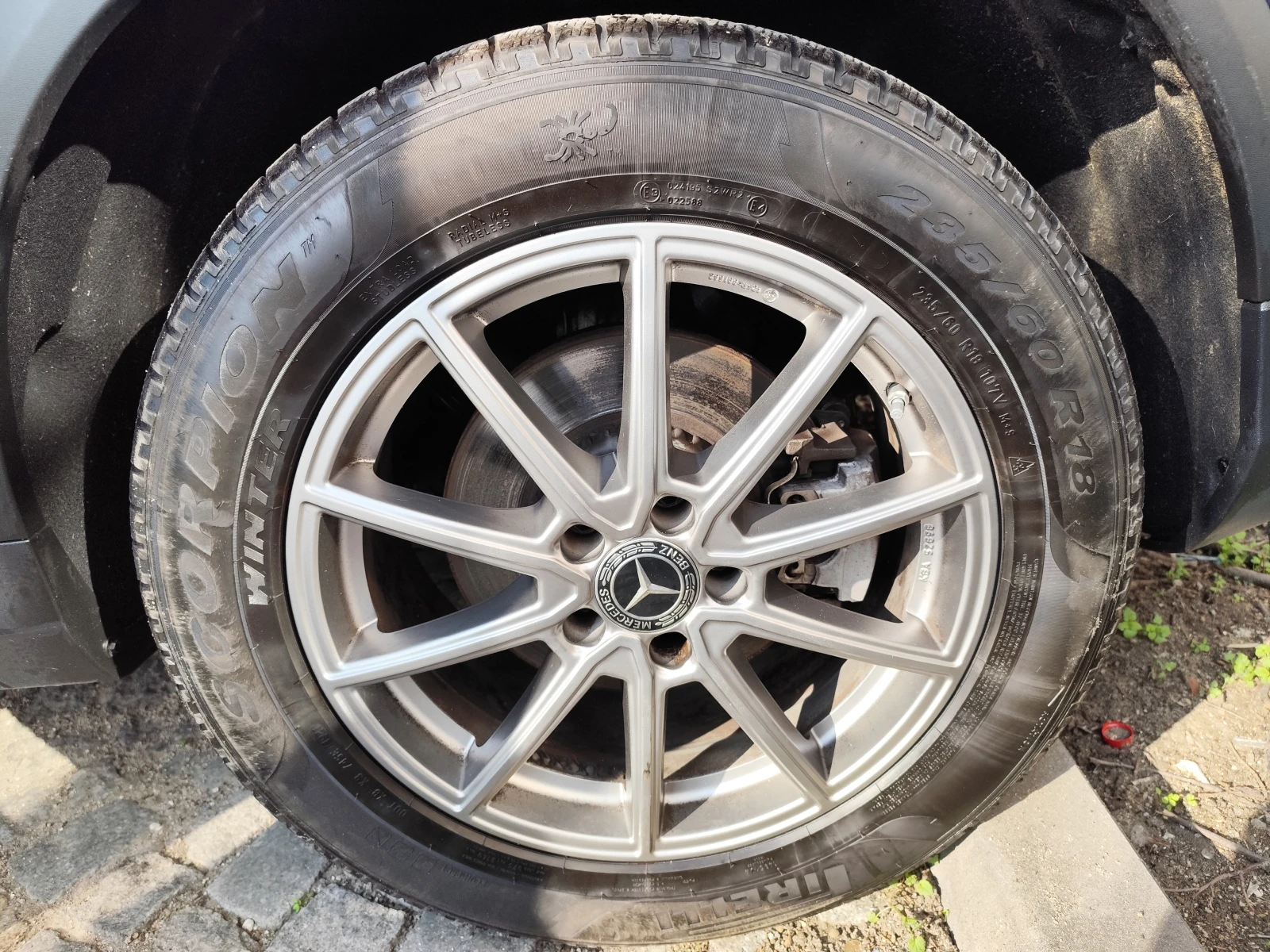 Mercedes-Benz GLC 350 147525km| AIRMATIC| ANDROID AUTO| 2 КОМПЛ. ДЖАНТИ, снимка 16 - Автомобили и джипове - 53685326