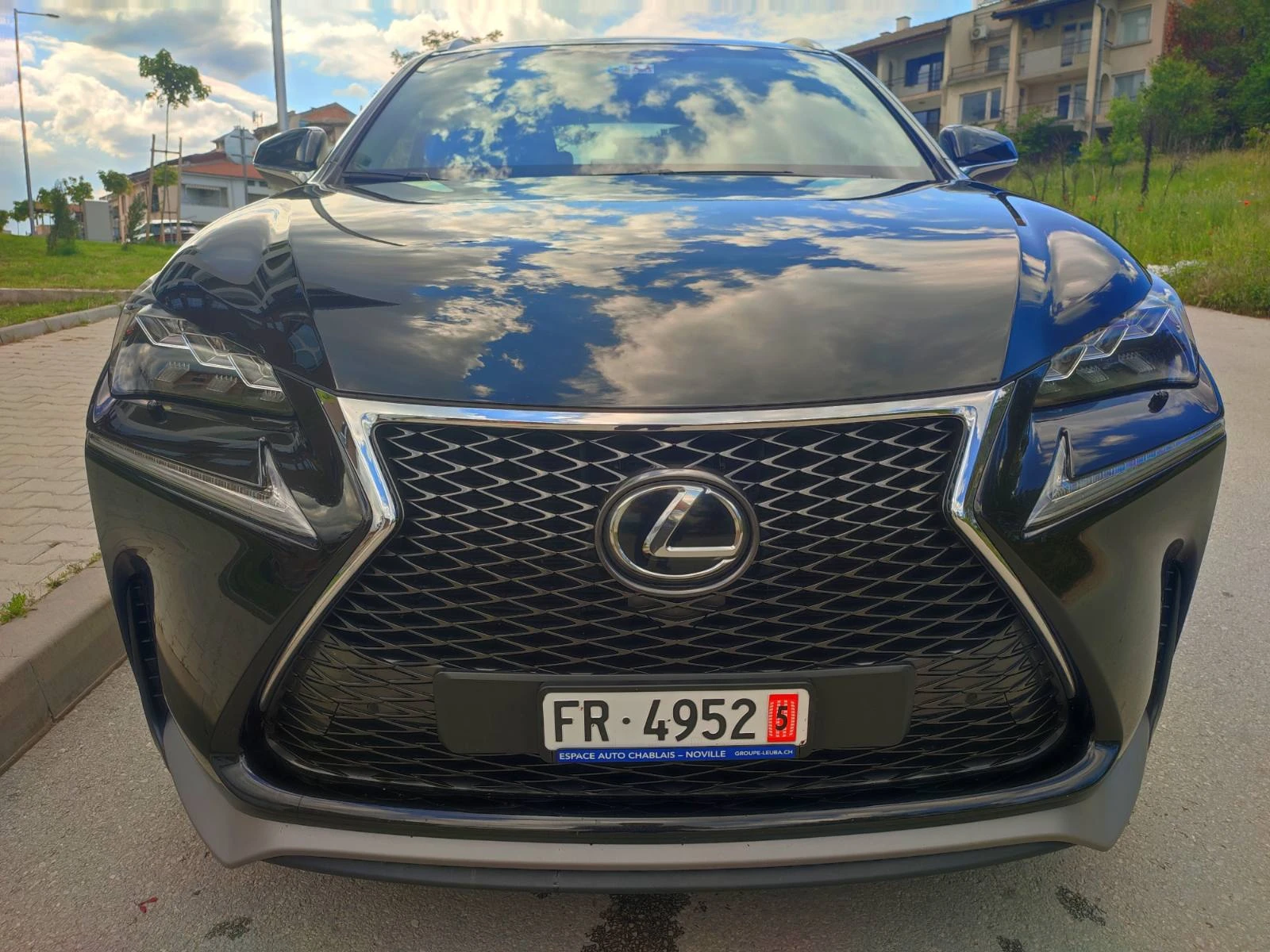 Lexus NX 200t 2.0 F-Sport, снимка 10 - Автомобили и джипове - 54638740