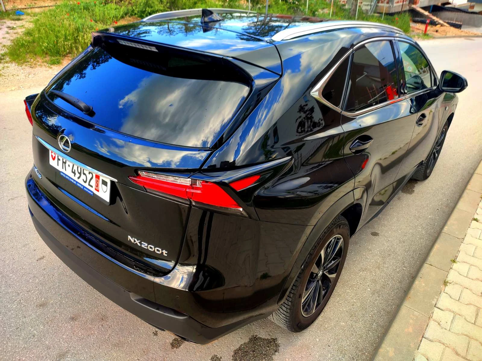 Lexus NX 200t 2.0 F-Sport, снимка 9 - Автомобили и джипове - 54638740