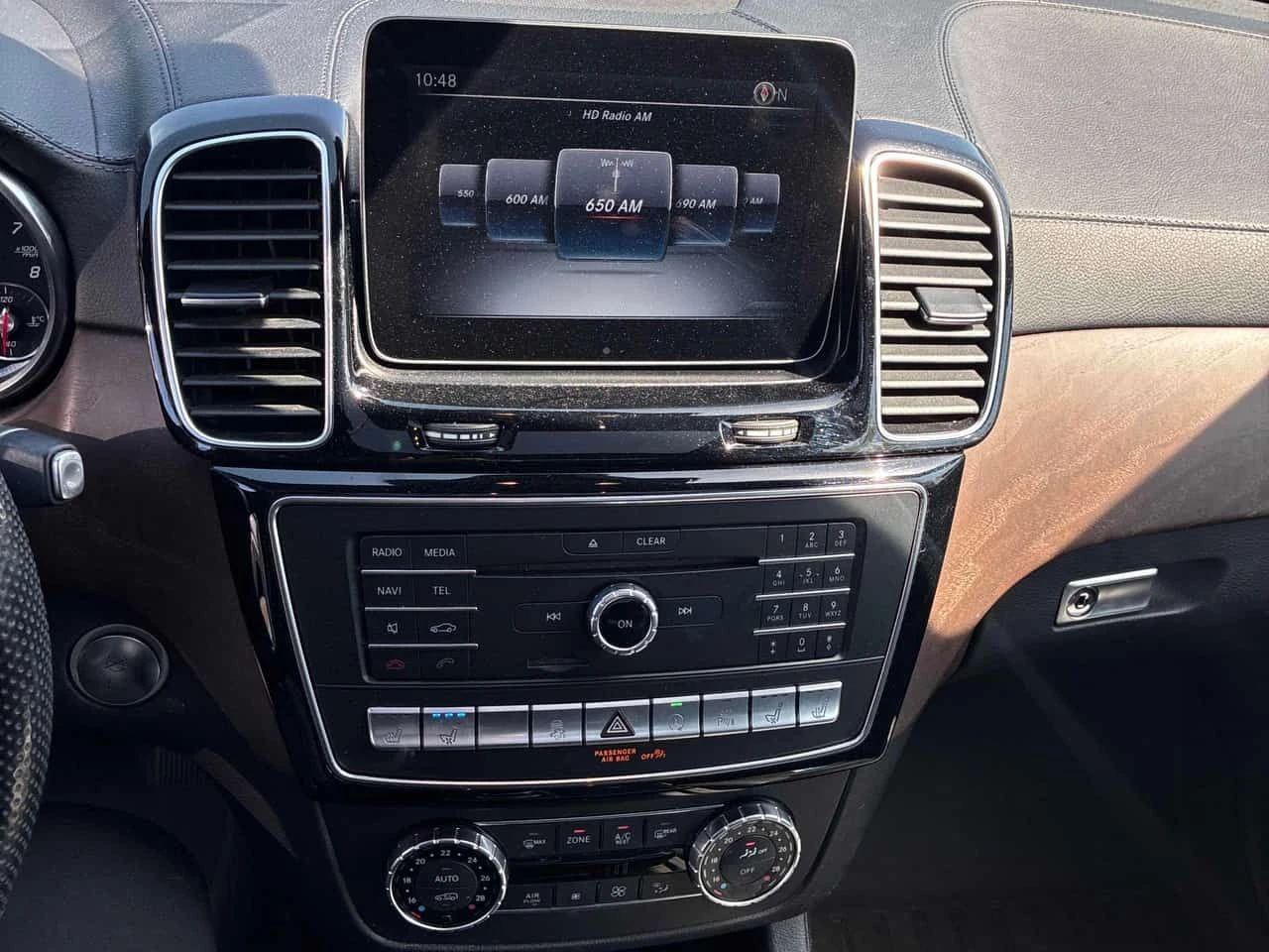 Mercedes-Benz GLS * 450 * CARFAX * БЕЗ ПЪРВОНАЧАЛНА ВНОСКА, снимка 9 - Автомобили и джипове - 54651627