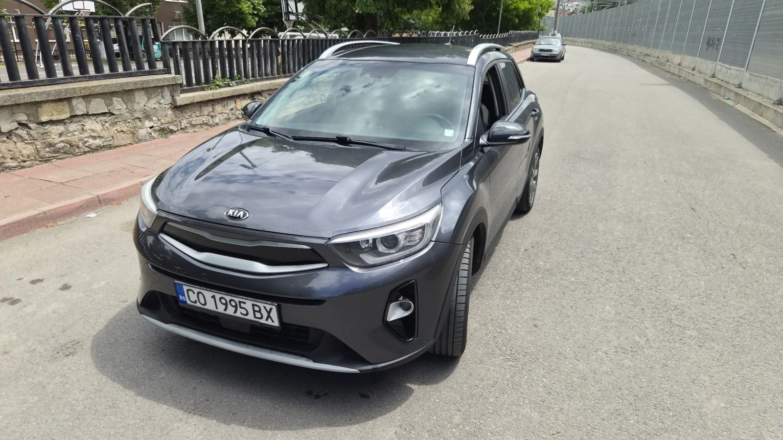 Kia Stonic Style , снимка 10 - Автомобили и джипове - 54730475