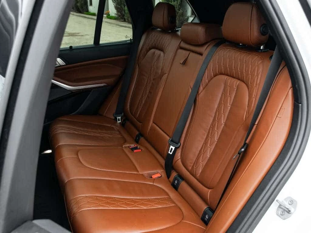 BMW X5 40i Xdrive M-PACK AIR CARFAX, снимка 10 - Автомобили и джипове - 54777217