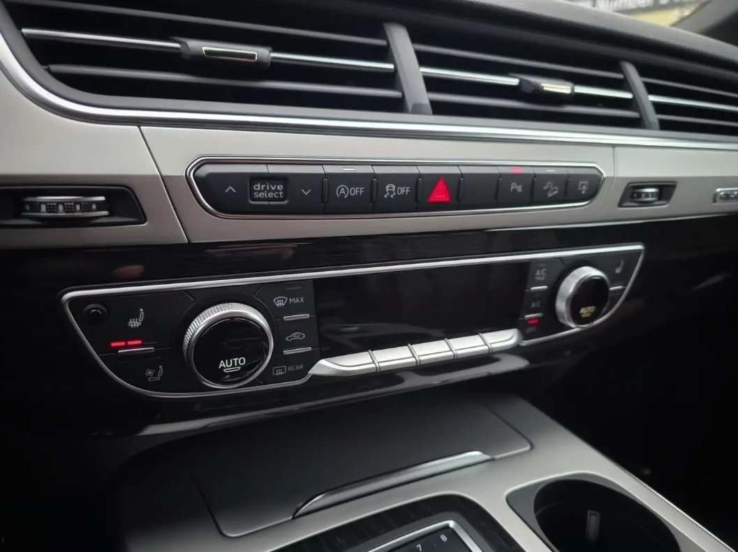 Audi Q7 Technik | Mobile.bg � ����������� 12