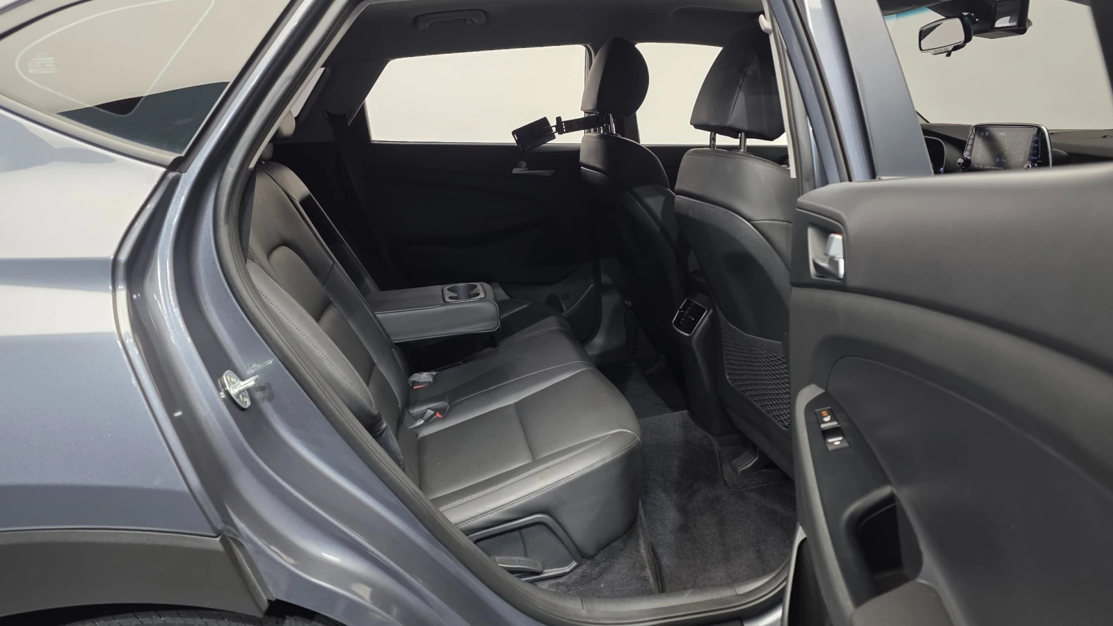 Hyundai Tucson * 1.6* , снимка 11 - Автомобили и джипове - 54962131