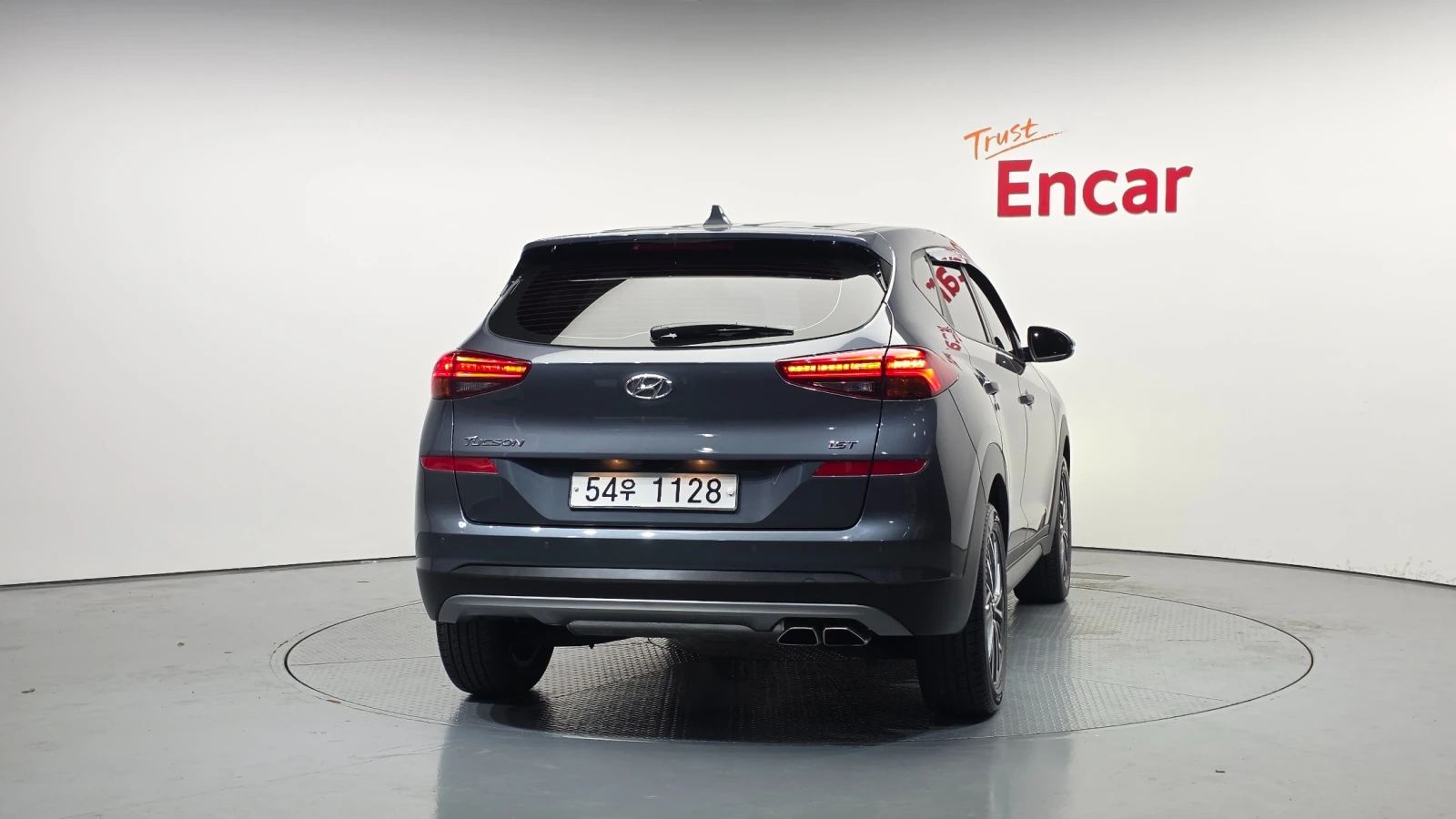 Hyundai Tucson * 1.6* , снимка 4 - Автомобили и джипове - 54962131