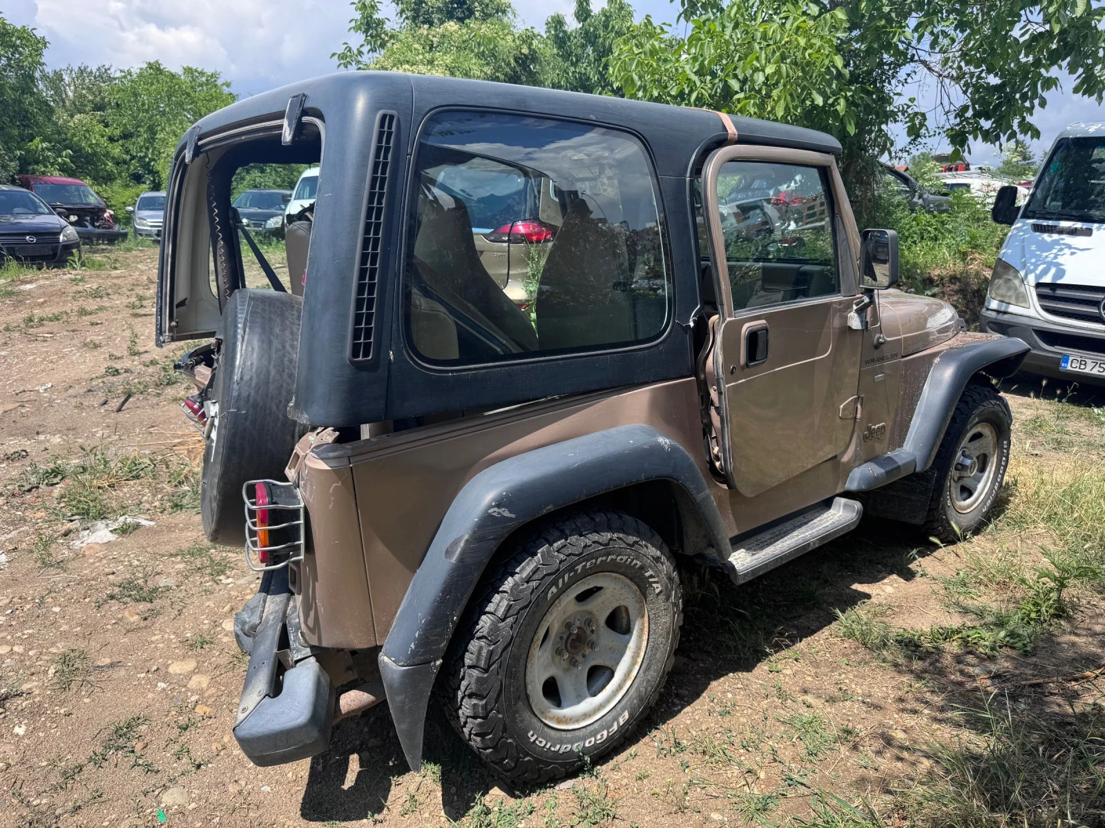 Jeep Wrangler 2.5i, 118кс, 4x4, 2000 г., снимка 4 - Автомобили и джипове - 55035772