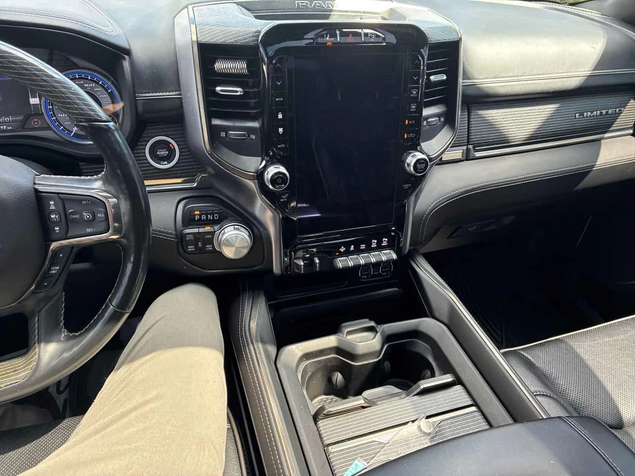 Dodge RAM 1500  Limited / 360 / ОБДУХВАНЕ / АВТОКРЕДИТ , снимка 9 - Автомобили и джипове - 55046448
