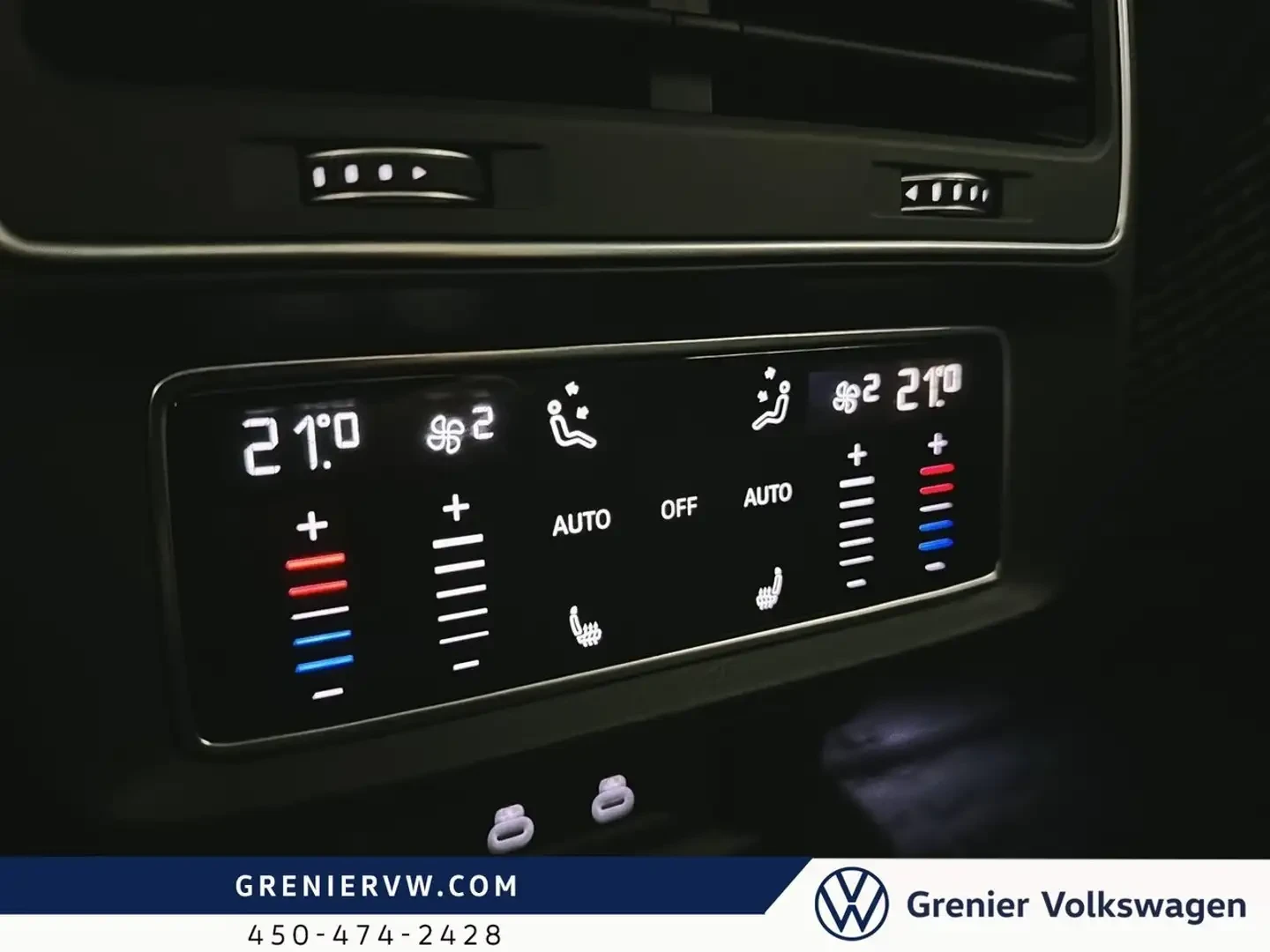 Audi Q8 55TFSI* MATRIX* S* LINE* ОБДУХВАНЕ* ДИСТРОНИК* , снимка 14 - Автомобили и джипове - 55977045