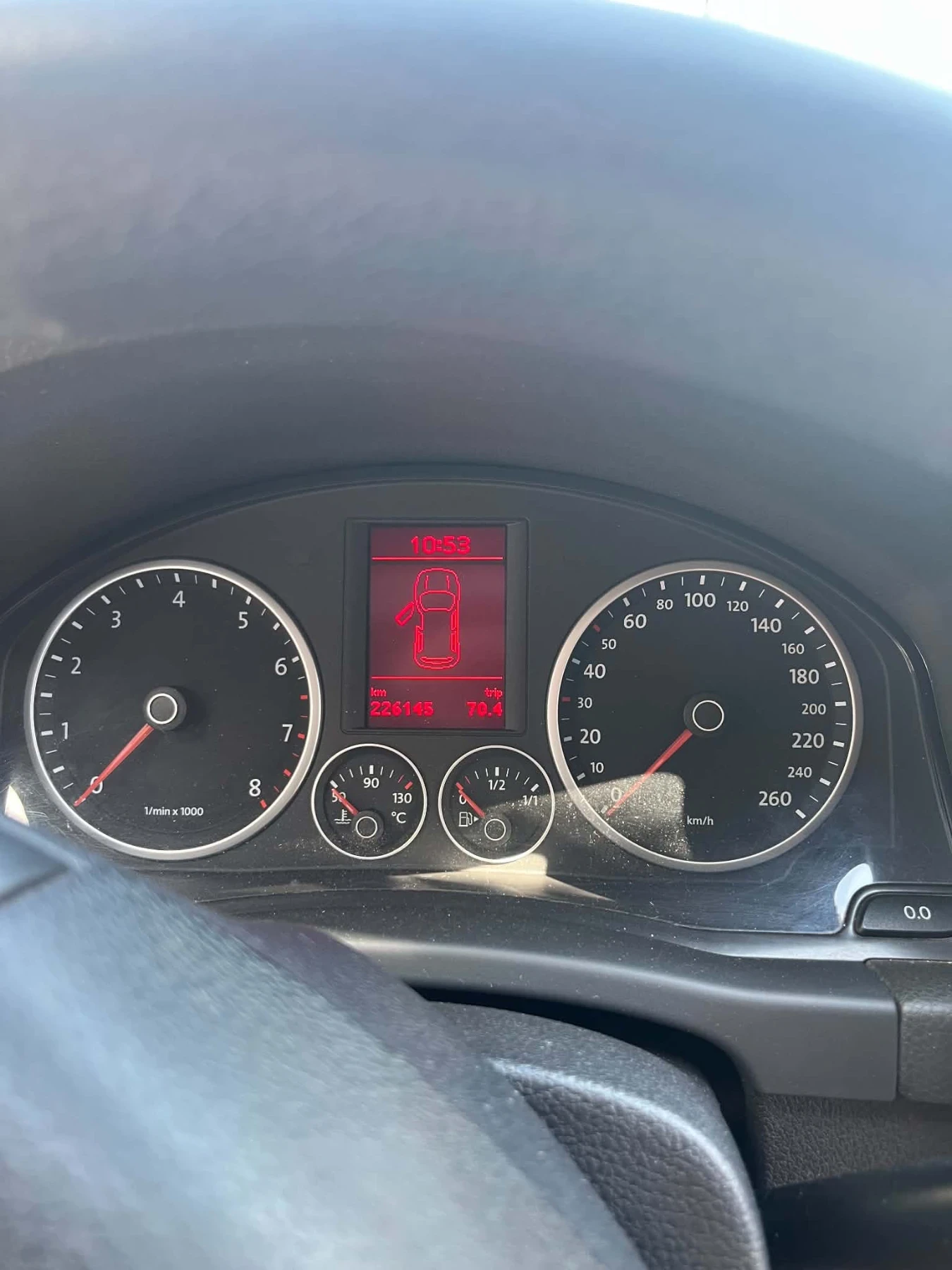 VW Tiguan TSI, снимка 8 - Автомобили и джипове - 56532484