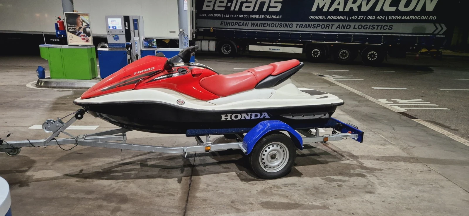 Джет Honda AquaTrax F-12