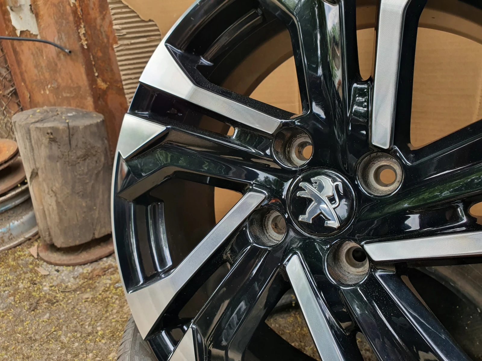 Джанти за Peugeot 2008, снимка 13 - Гуми и джанти - 55015647