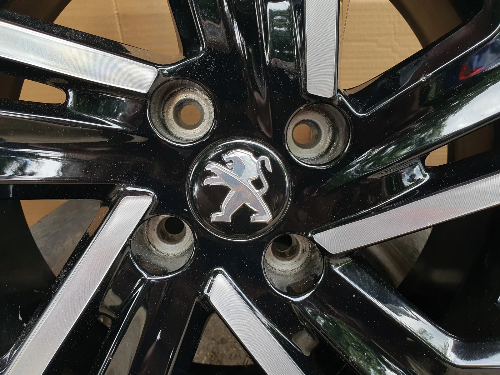 Джанти за Peugeot 2008, снимка 9 - Гуми и джанти - 55015647