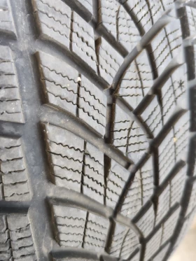Гуми Зимни 255/50R19