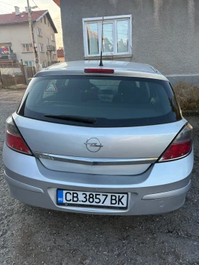 Opel Astra, снимка 2
